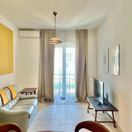 Santa Madre Penthouse Naples